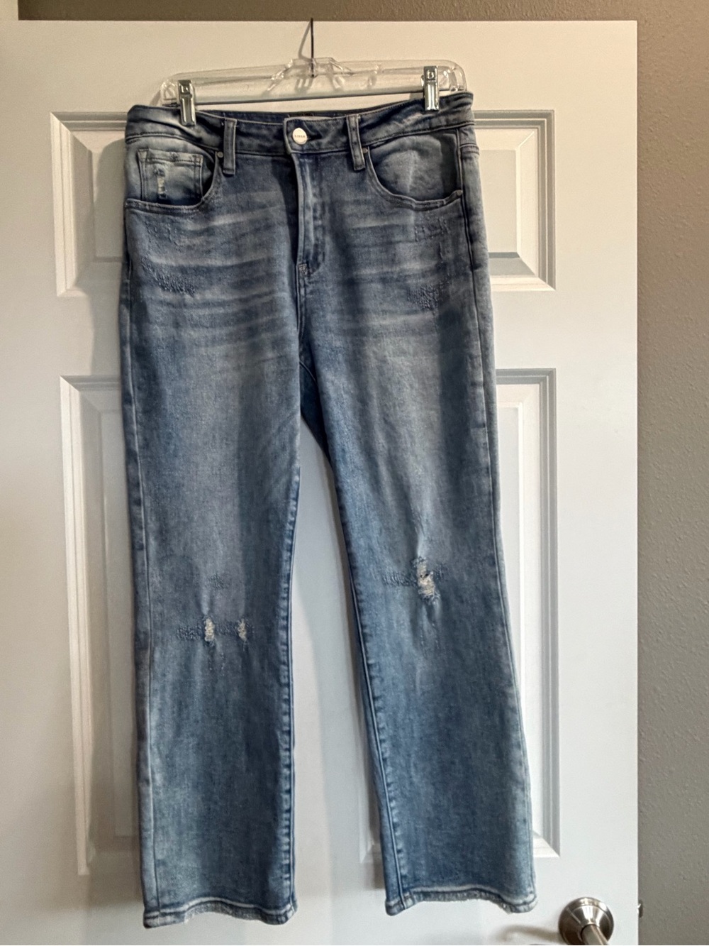 Women's Light Blue Ankle Crop Jeans - Faded Wash